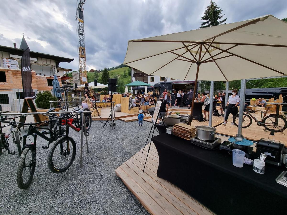 Skill Mountain Lodge - Ski Und Bike Hostel Im Sommer Mit Joker Card Saalbach-Hinterglemm Exterior photo