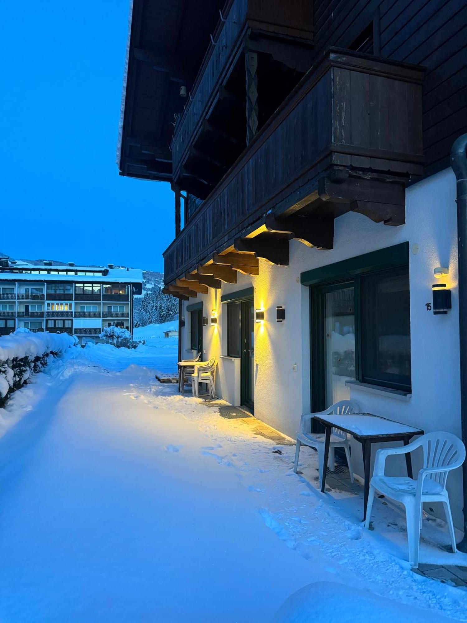 Skill Mountain Lodge - Ski Und Bike Hostel Im Sommer Mit Joker Card Saalbach-Hinterglemm Exterior photo